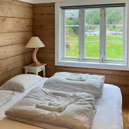 Feriehus 5 Bedroom Amazing In